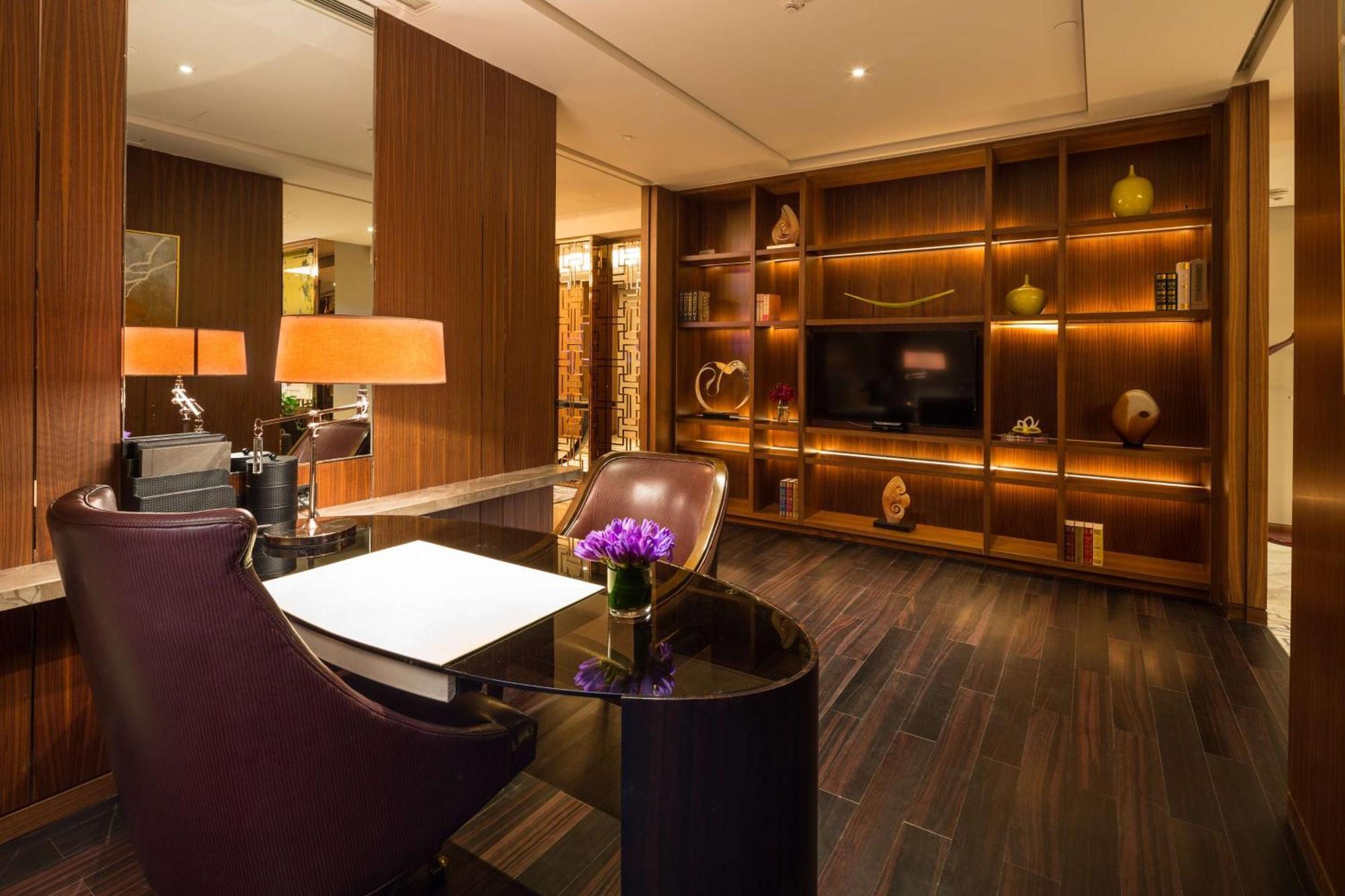 Hilton Urumçi Dış mekan fotoğraf