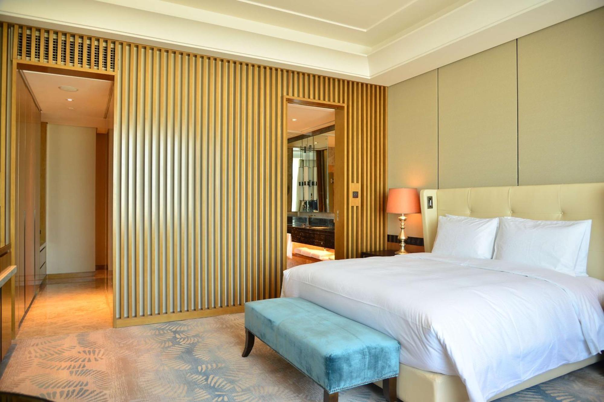 Hilton Urumçi Dış mekan fotoğraf